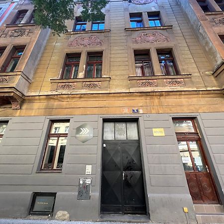 Hostel Do-Re-Mi Prague Luaran gambar